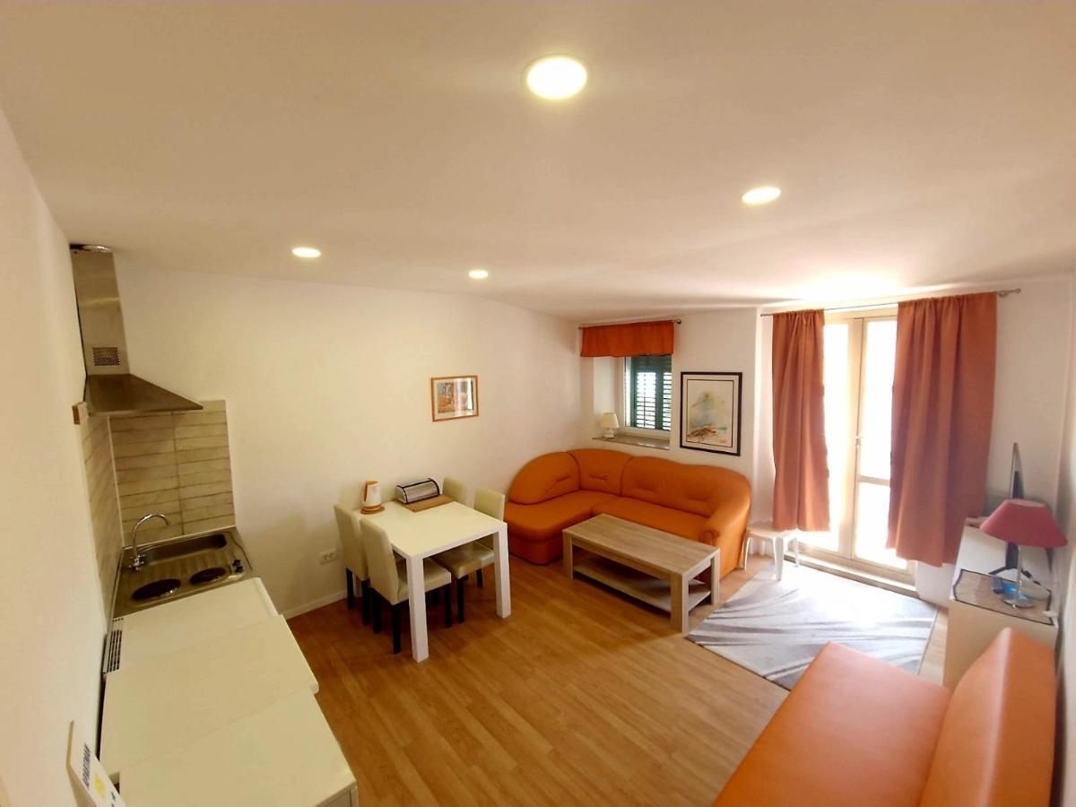 Apartments Eis Baška Esterno foto